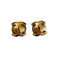 chanel gold cc stud earrings